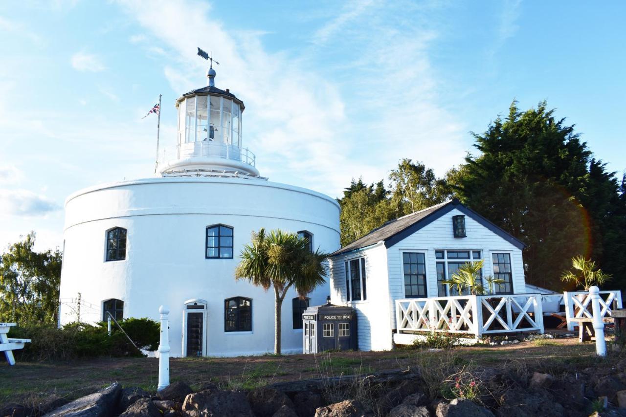 The West Usk Lighthouse Lightkeepers Lodge Нюпорт Екстериор снимка