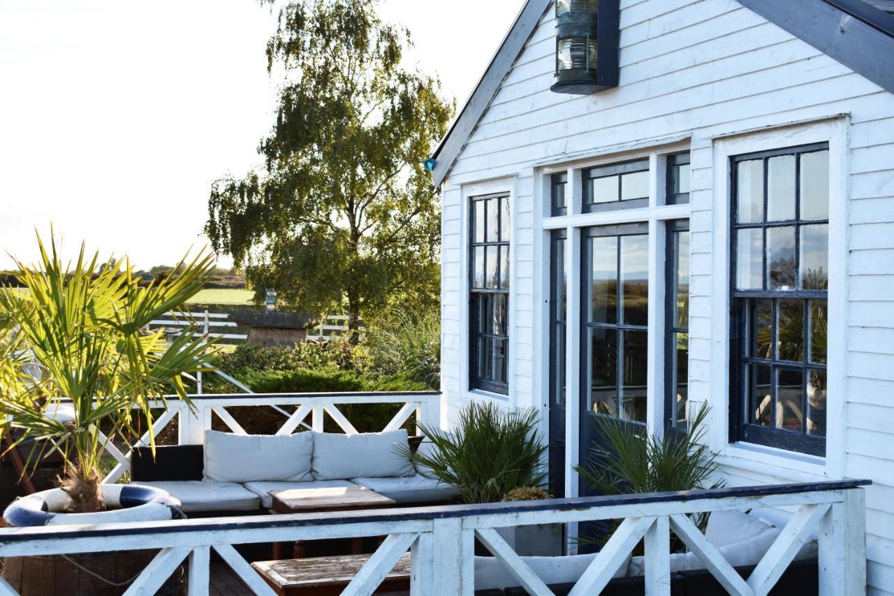 The West Usk Lighthouse Lightkeepers Lodge Нюпорт Екстериор снимка